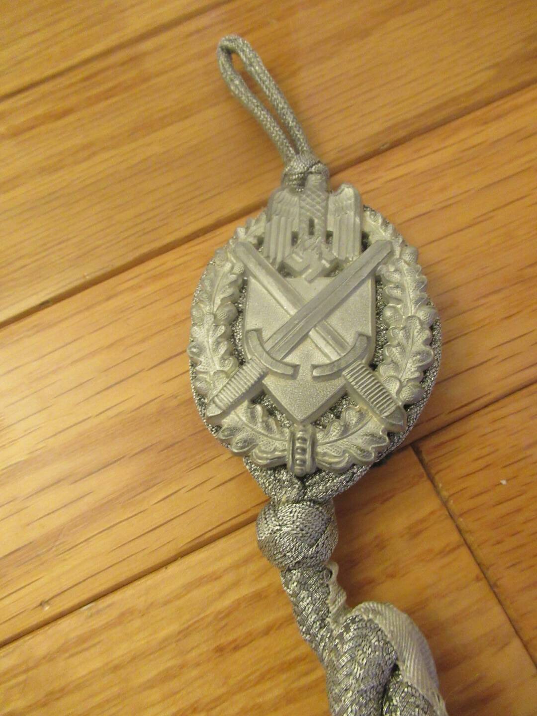 Shooter lanyard 7th degree with maker stamp