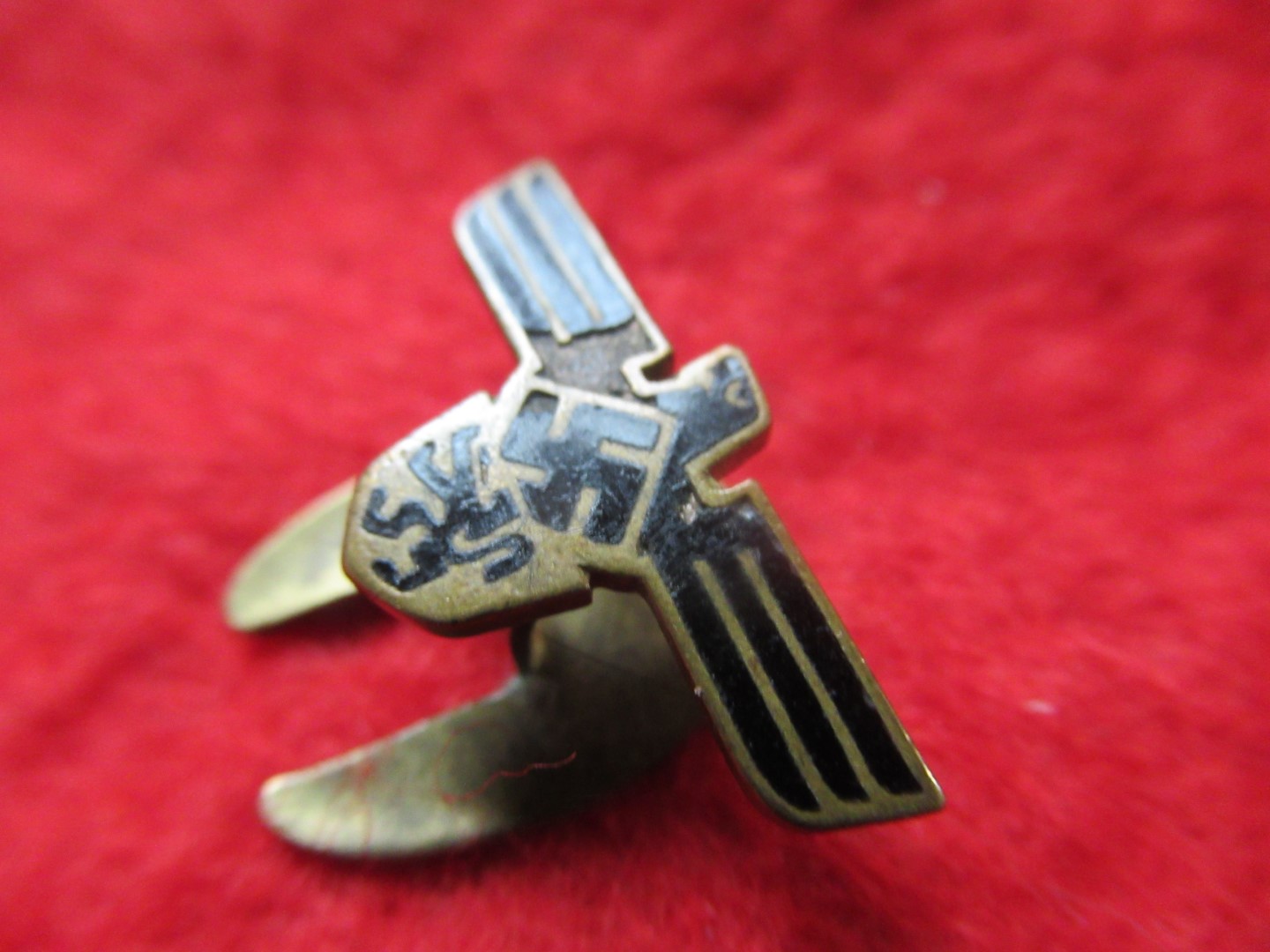 Czeck Protectorate nazi supporter/member lapel pin.