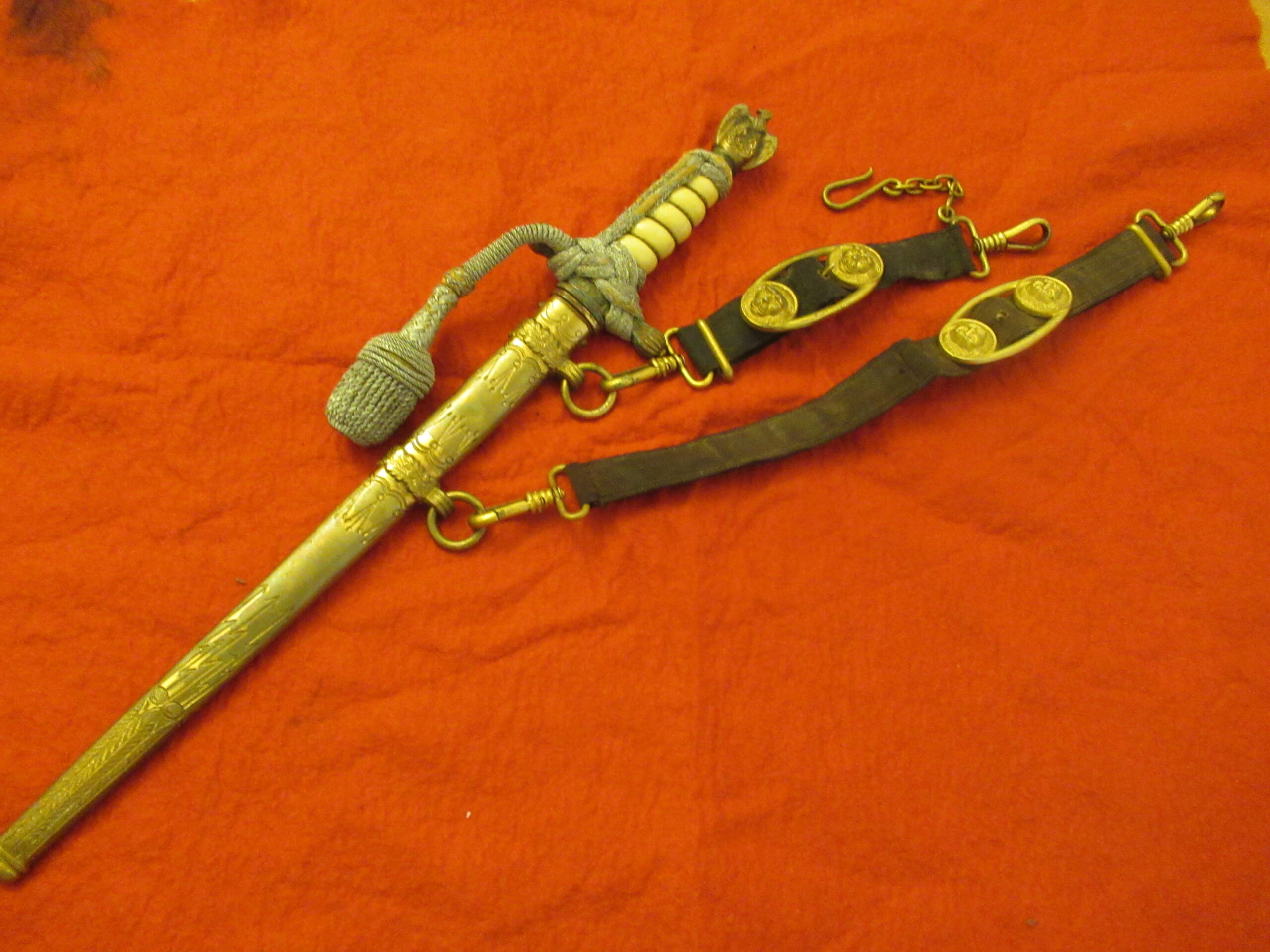 KM dagger Eickhorn with all accessories, gilted blade