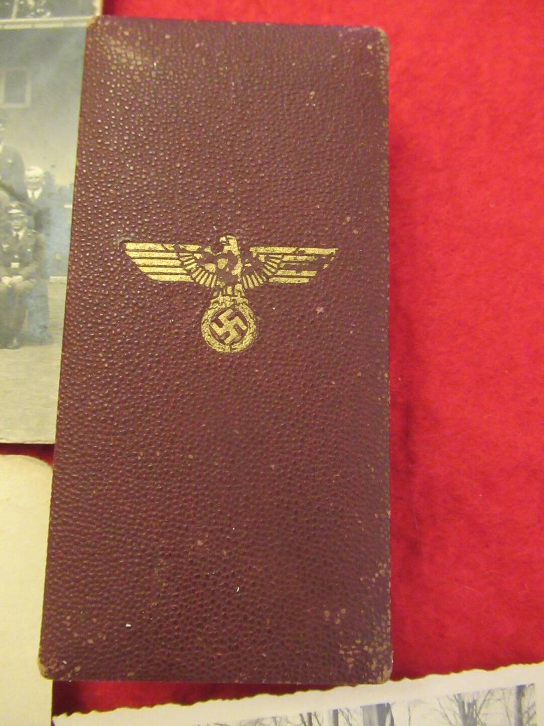 1 Oct 38 boxed medal with award documents and pictures of recipient
