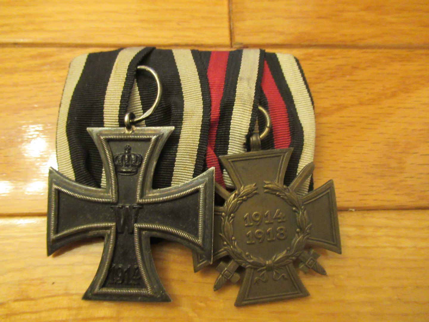 WW1 medals duo, parade mount