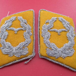 LW Flight/para major matching pair of collar tabs
