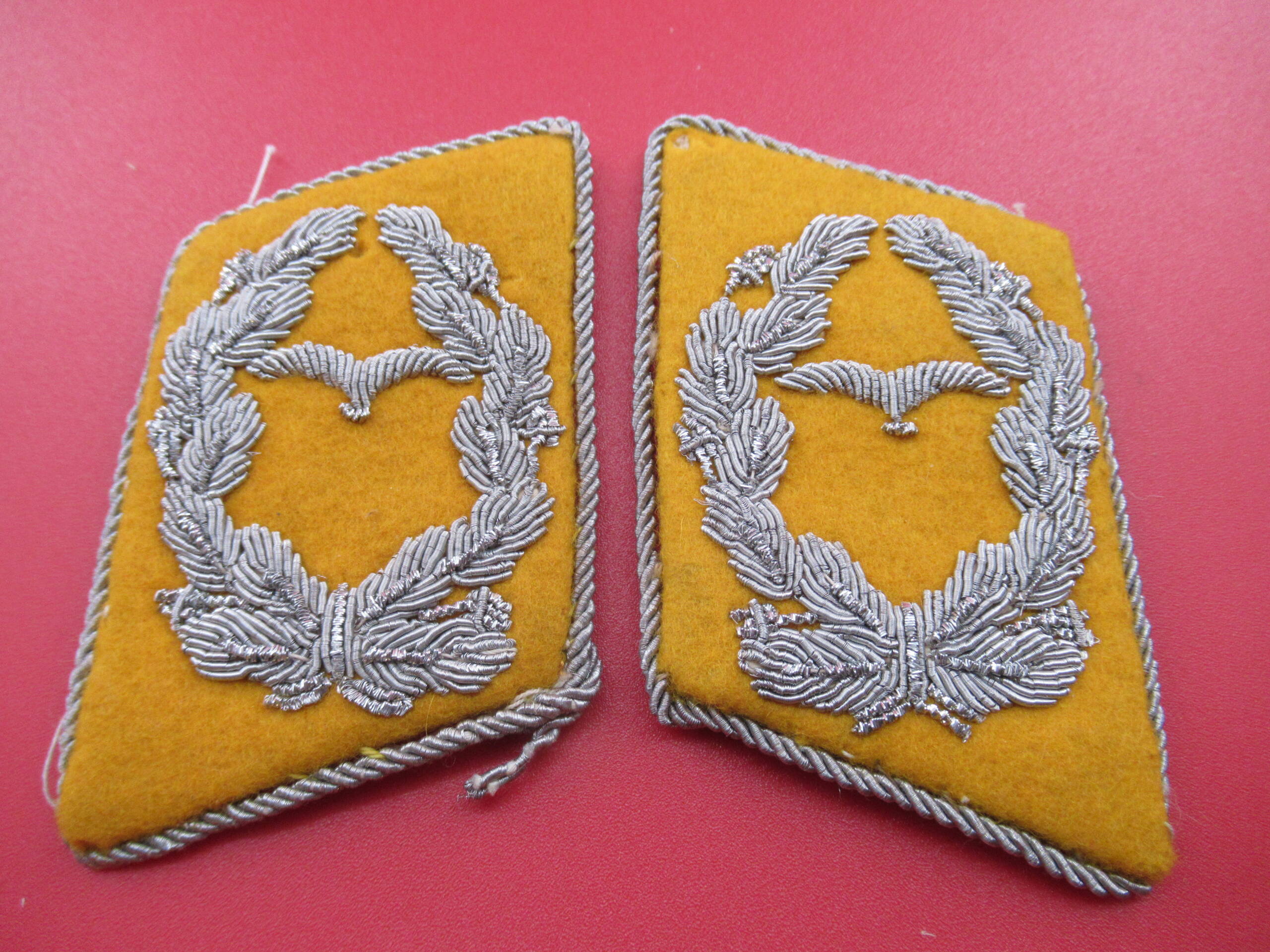 LW Flight/para major matching pair of collar tabs